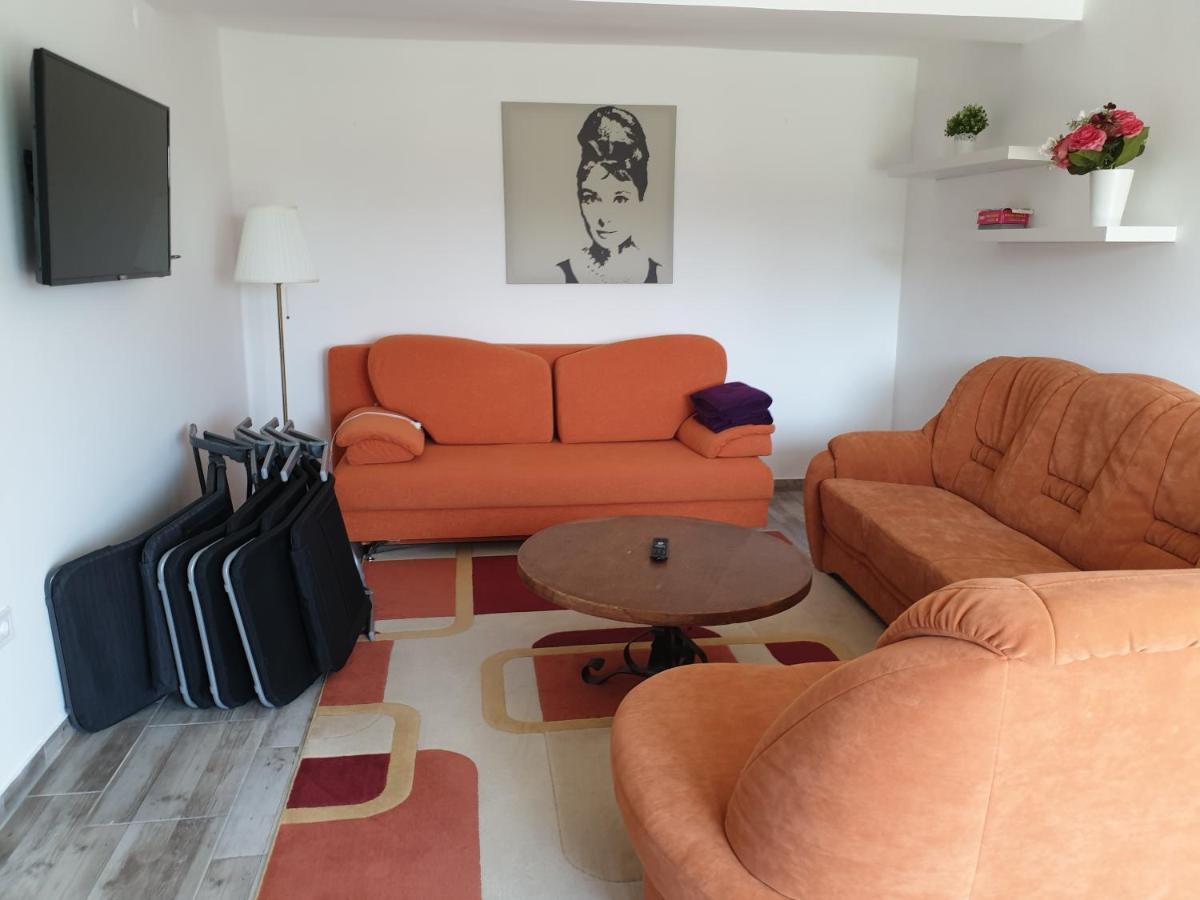 Adri Apartman 잘라카로쉬 외부 사진